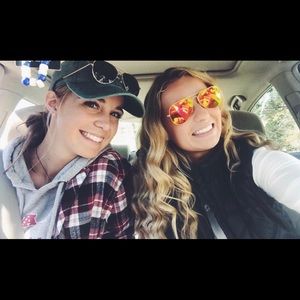 Meet your Posher, Kelley